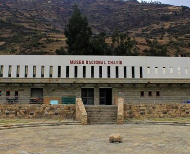 CHAVIN DE HUANTAR - MUSEO NACIONAL